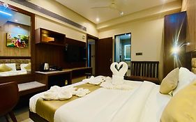 The Clan Hotel - Vijay Nagar Indore